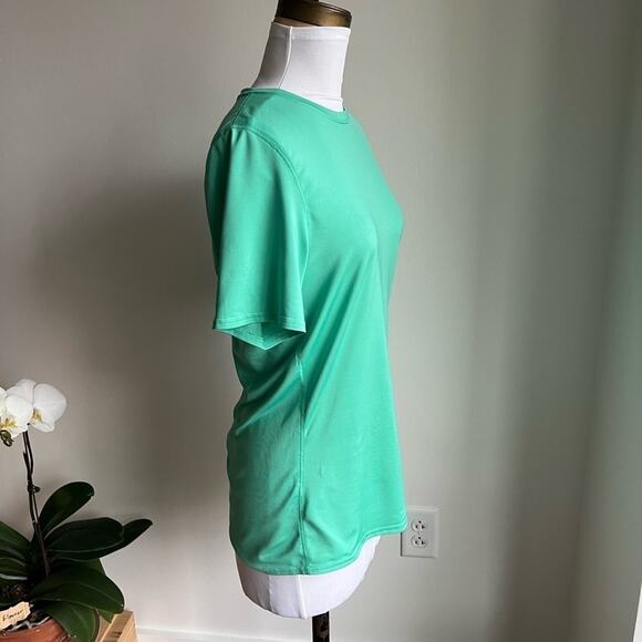 PATAGONIA WOMENS GAMUT ATHLETIC SHORT SLEEVE T SHIRT GREEN SIZE MEDIUM - Picture 2 of 7